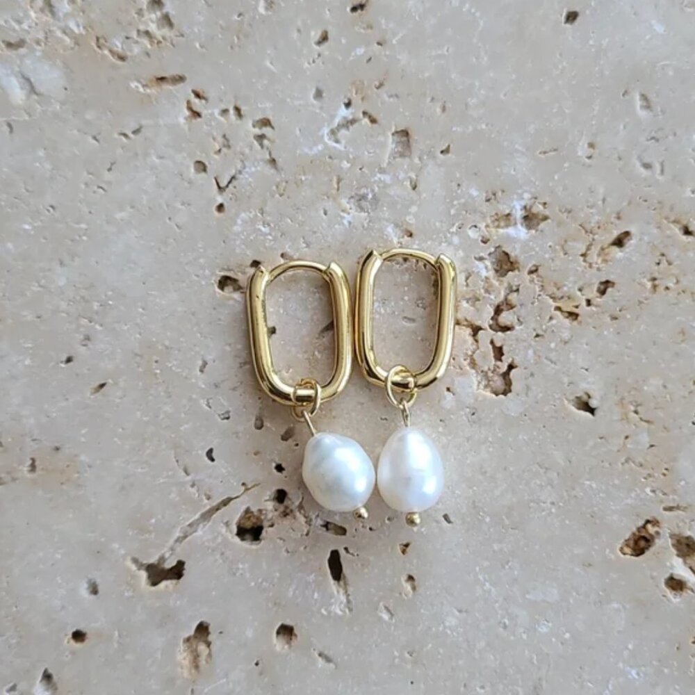 BHLDN cultured pearl earrings